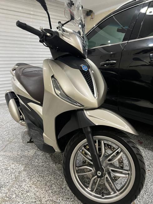 پیاجیو بورلی 300S 1402