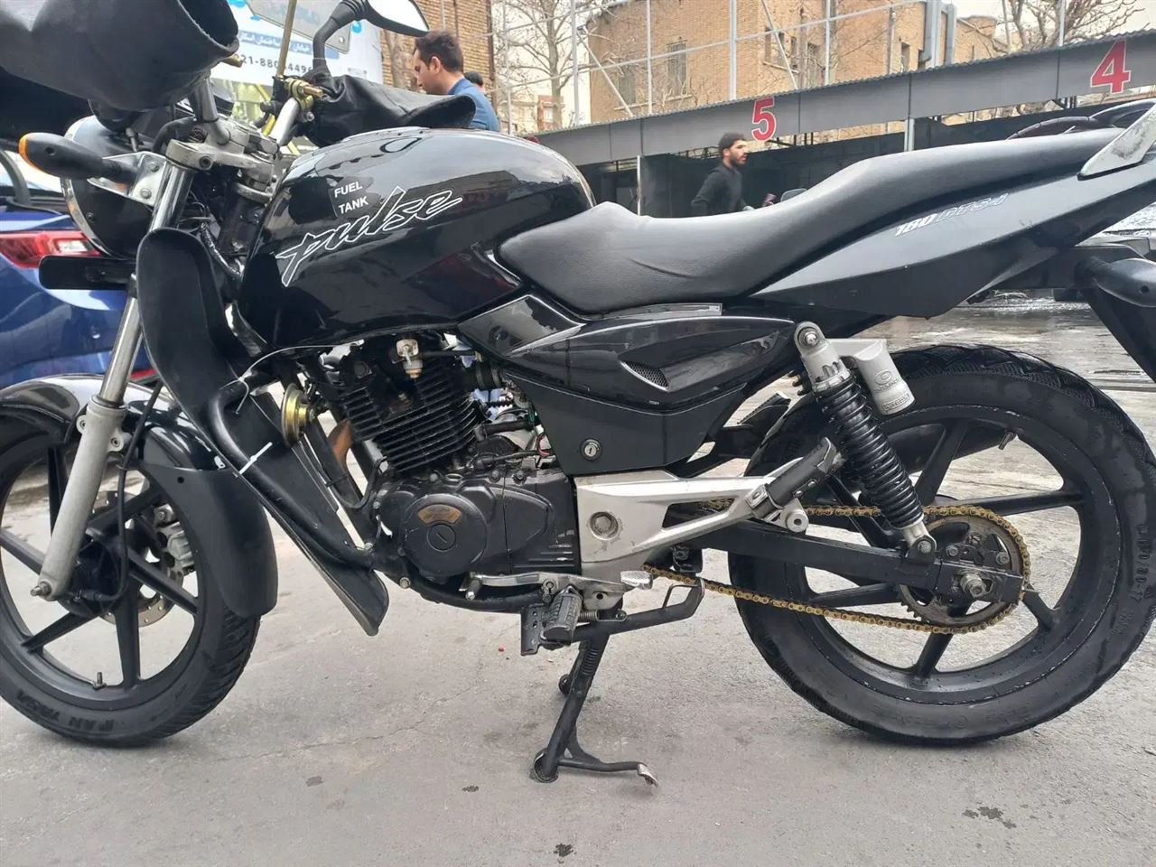 باجاج پالس 180 2021