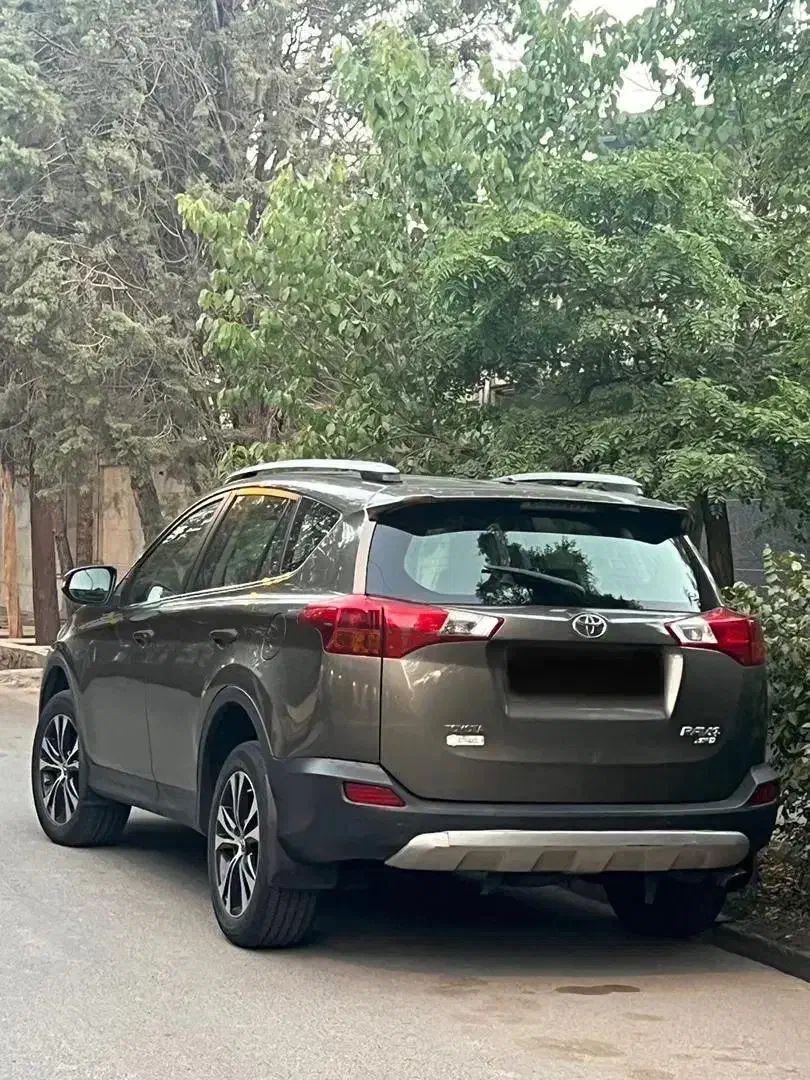 تويوتا راوفور 2014