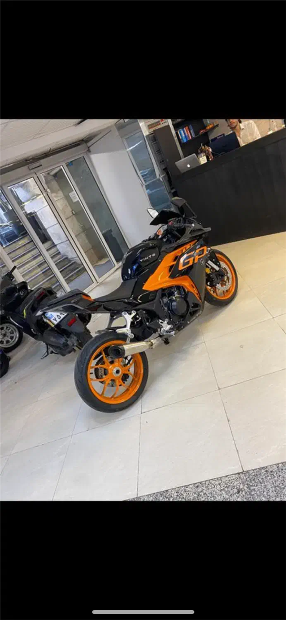 جهان همتا (همتاز موتور) وینتو GP 250 1403