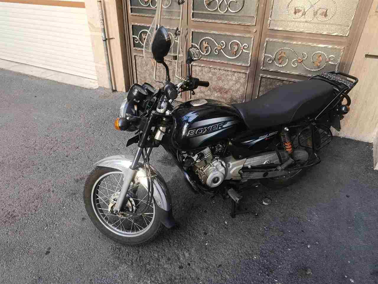بدون عکس