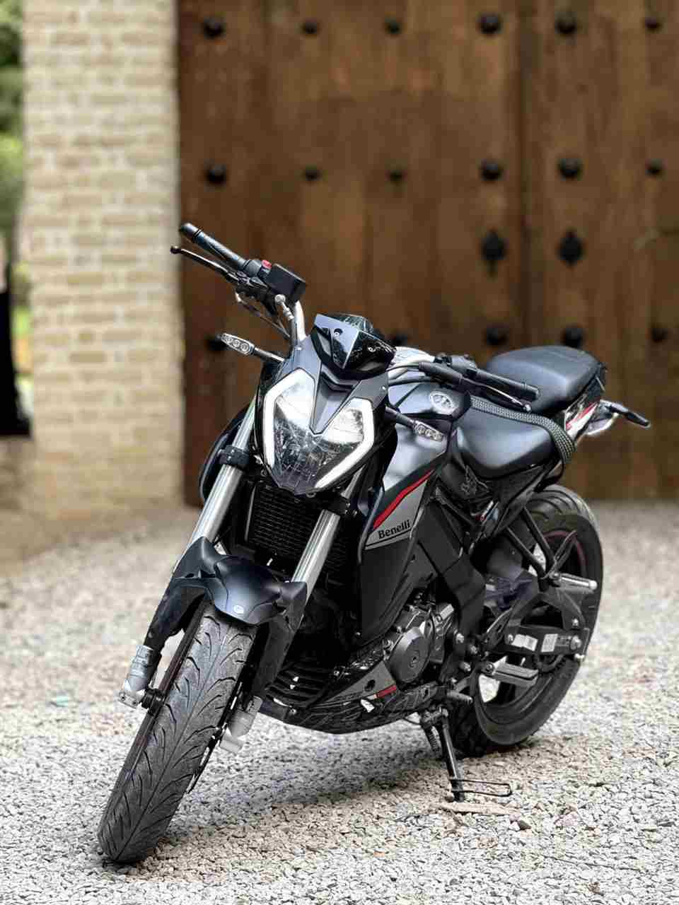 بنلی TNT 180S 1403