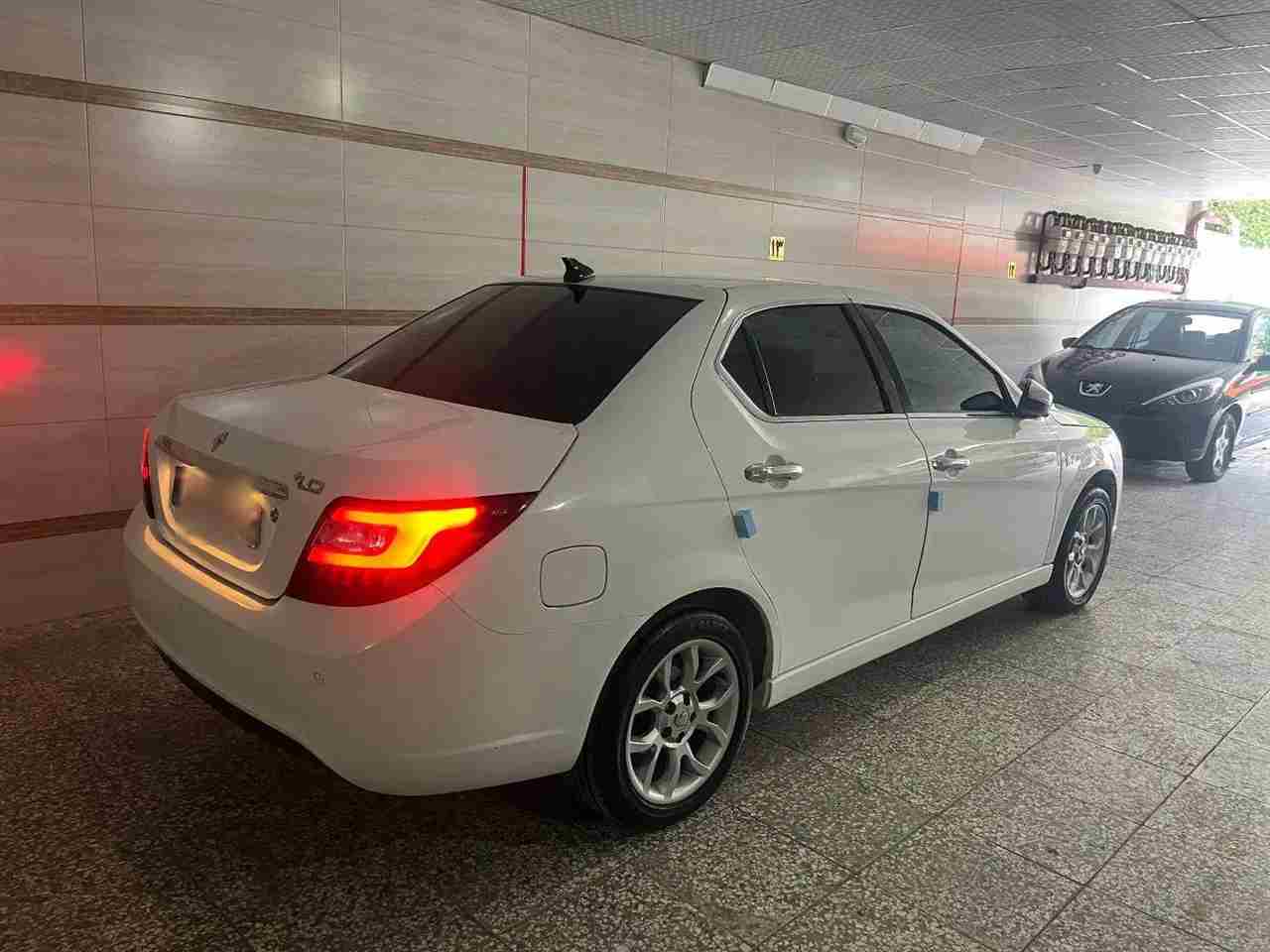 دنا پلاس EF7 1401