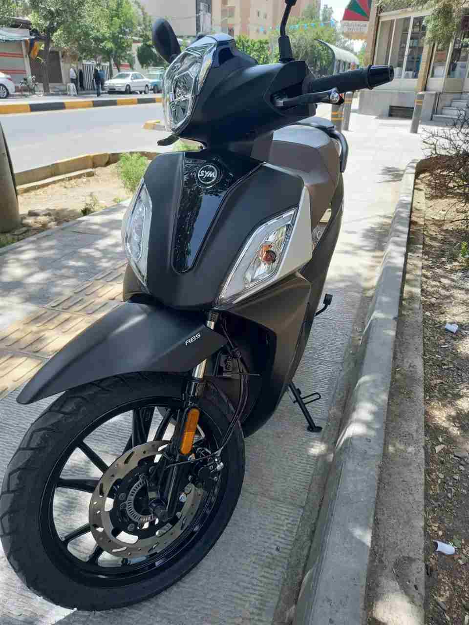 اس وای ام لاکی 200 1404