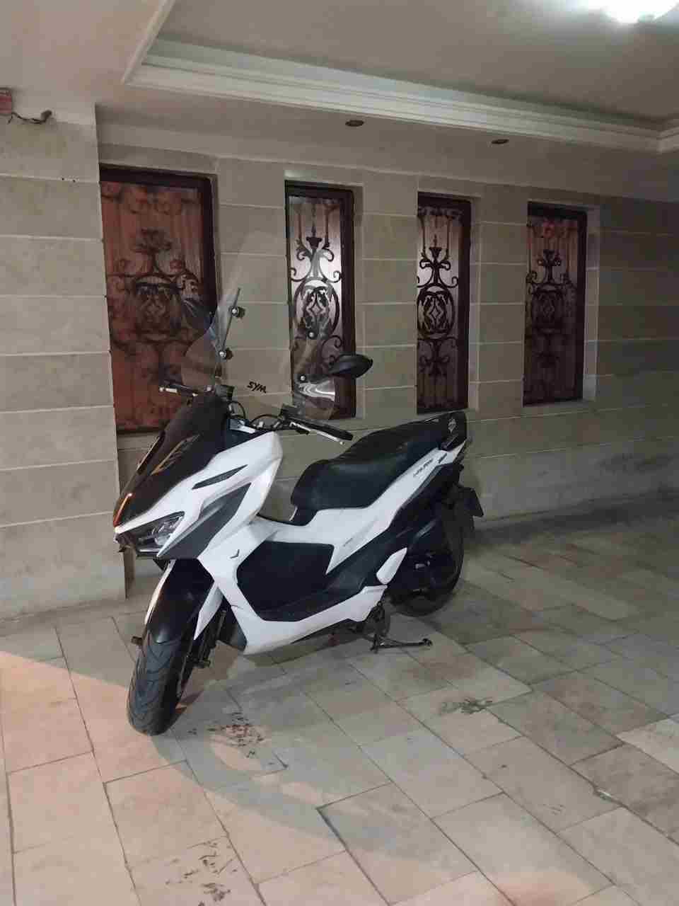 اس وای ام گلکسی JT200 1403