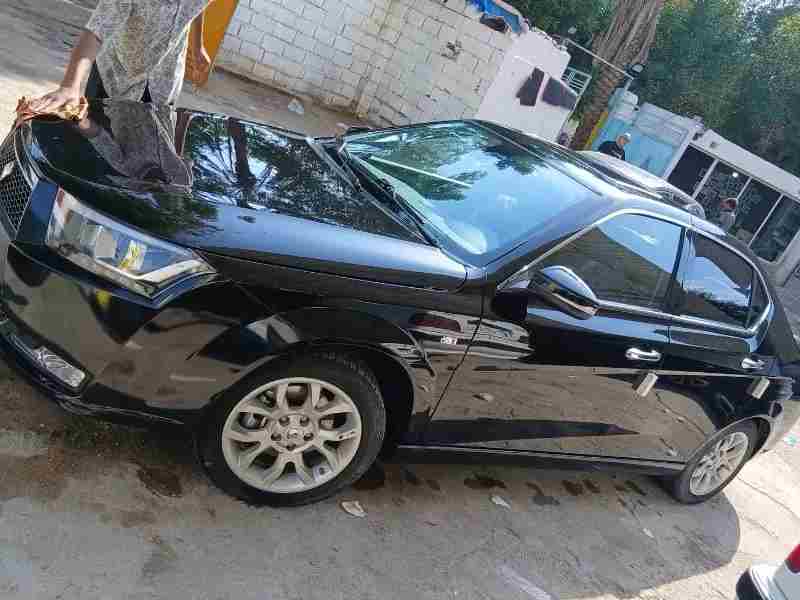 دنا پلاس EF7 1403