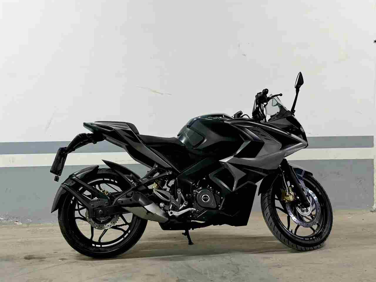 باجاج پالس 200RS 1400
