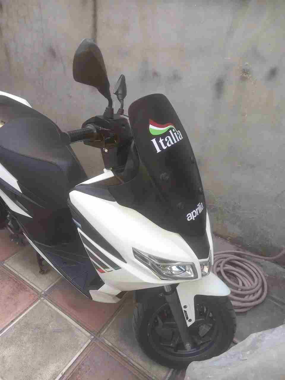 آپریلیا STR 160 1404