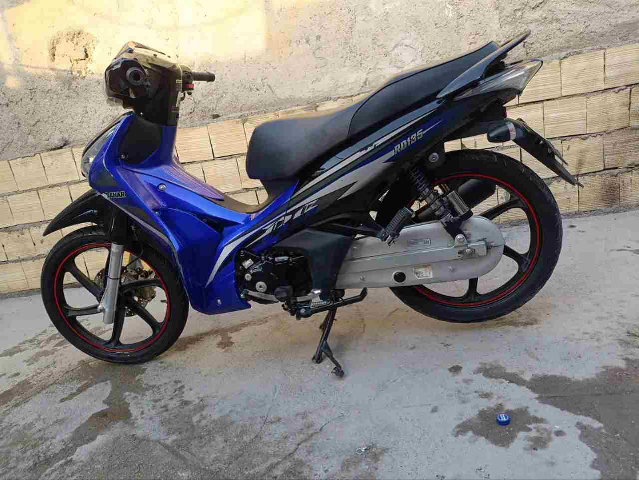بدون عکس