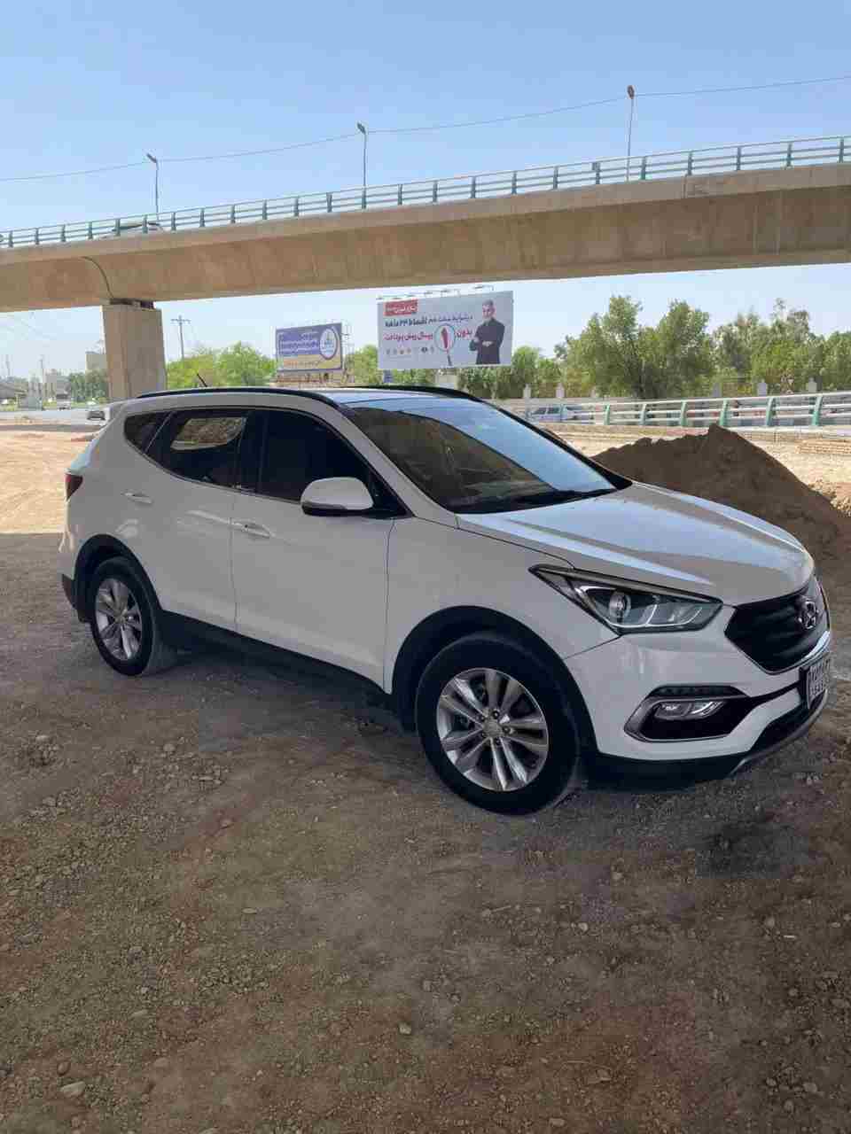 بدون عکس
