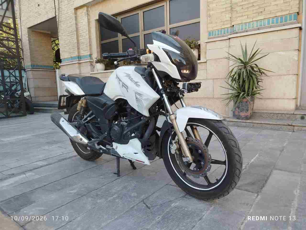 آپاچی 180 1395
