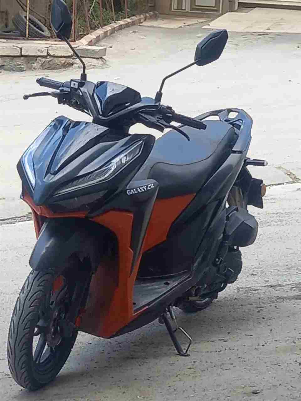 بدون عکس