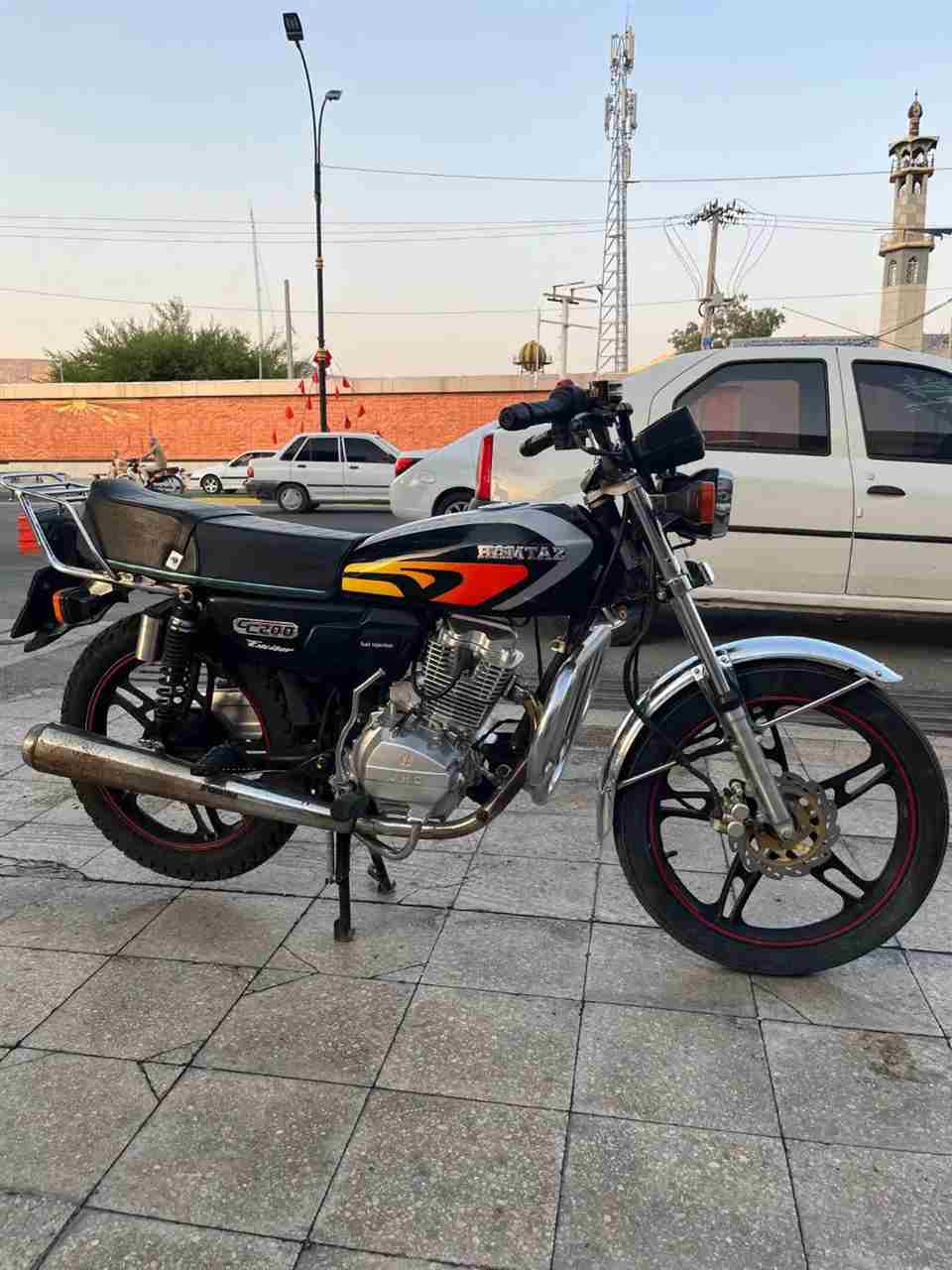 جهان همتا (همتاز موتور) همتاز 200 1400