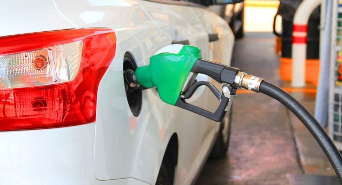 عکس آیا افزایش قیمت بنزین در سال آینده منتفی است ؟