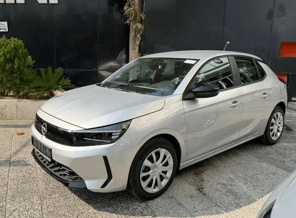 عکس خودرو اپل کورسا 1.2 لیتر دنده ای